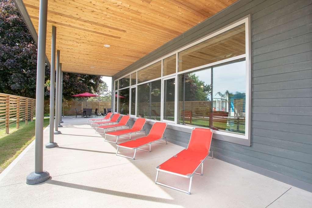 Quality Inn & Conference Centre Kingston Central Fasilitas foto